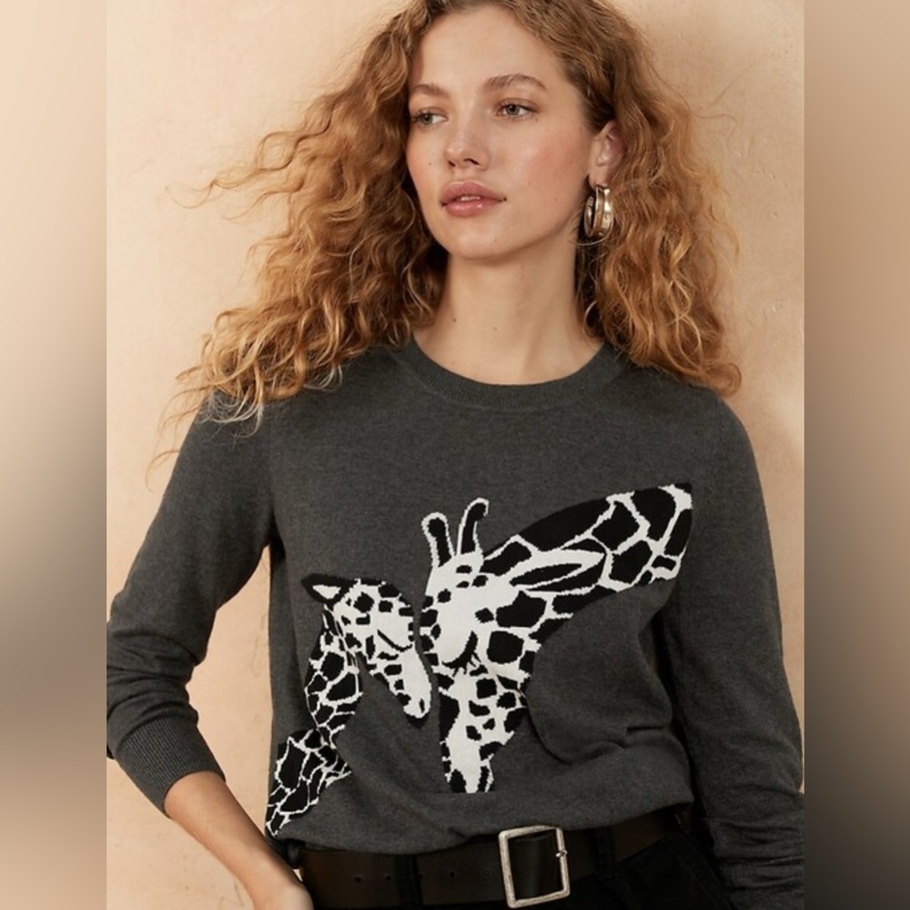 Banana Republic Dark Gray Giraffe Sweater